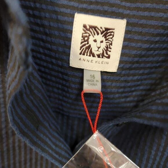 Anne Klein Sleeveless Button Up Blouse Size 16 NWT - Picture 2 of 5